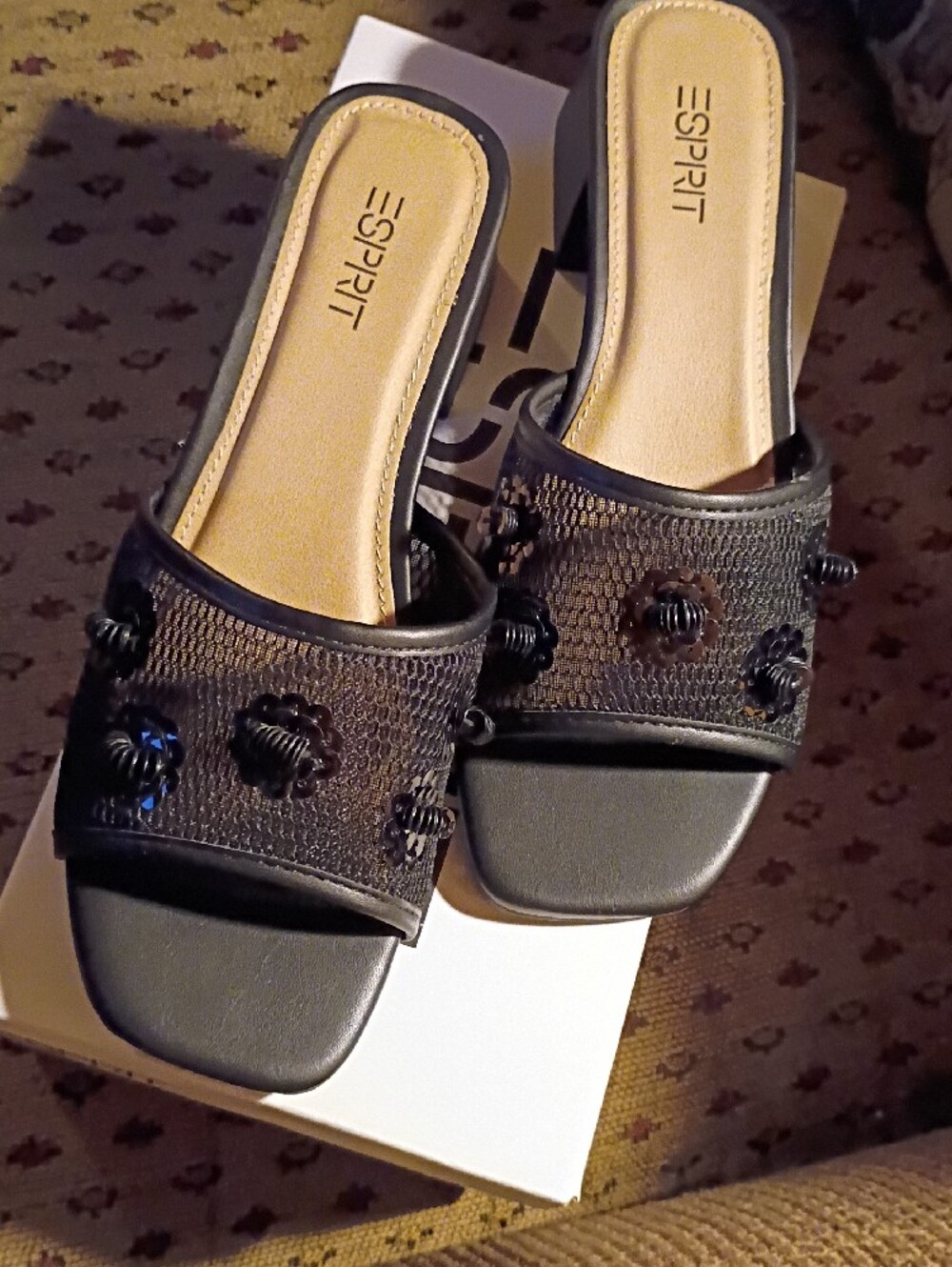 Esprit Women's Black Slip-On Mules with Knotted Floral Accents Size 7, NWT W/Box - Picture 14 of 16